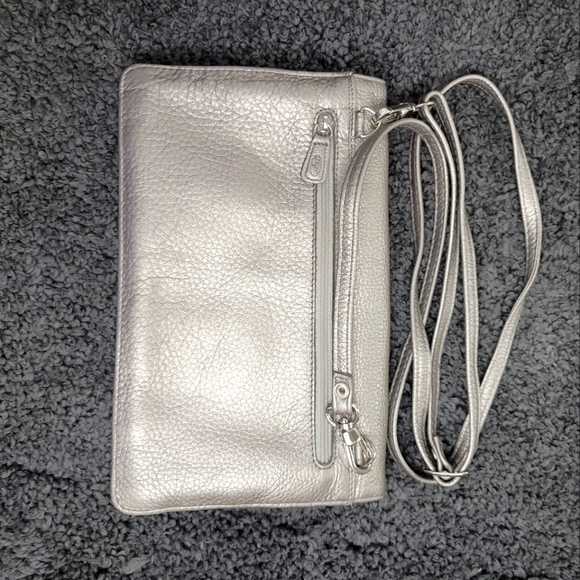 Derek Alexander Purse - Picture 6 of 6